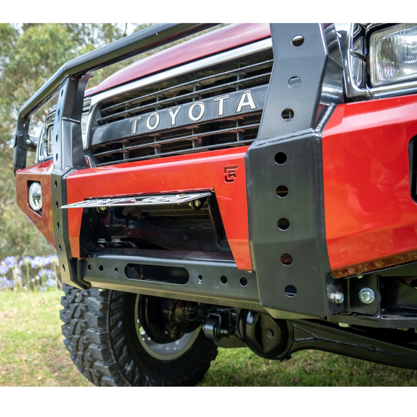 RASLARR - Hooped (Dallas) Bull Bar - To Suit 80 SERIES (90-97)