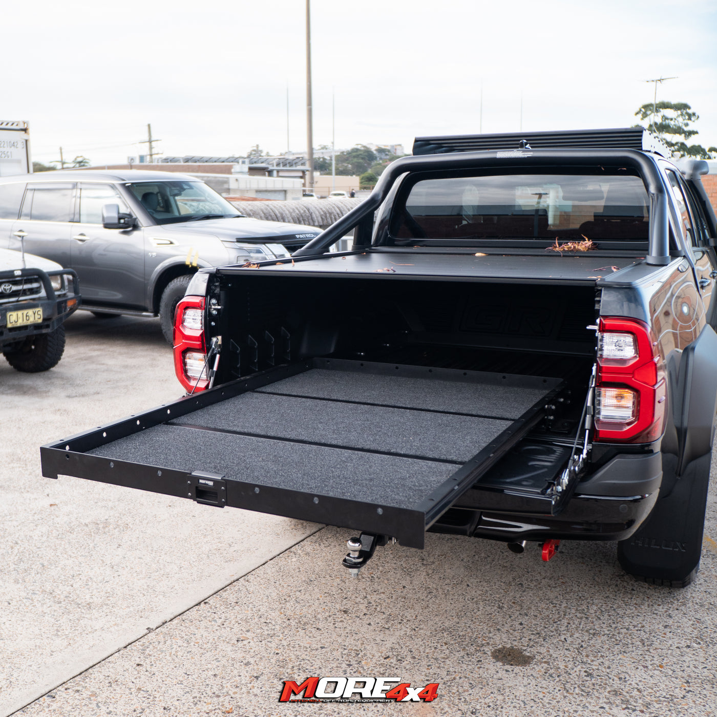 FRONT RUNNER - Load Bed Cargo Slide - Medium