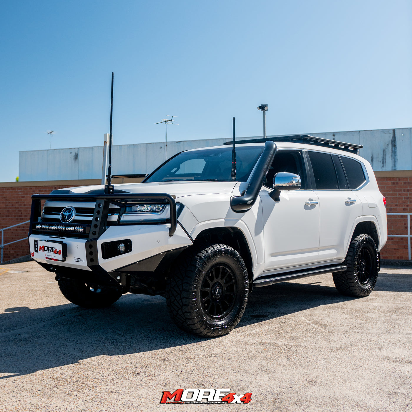 RASLARR - Hooped (Dallas) Bull Bar - To Suit 300 SERIES – MORE 4x4