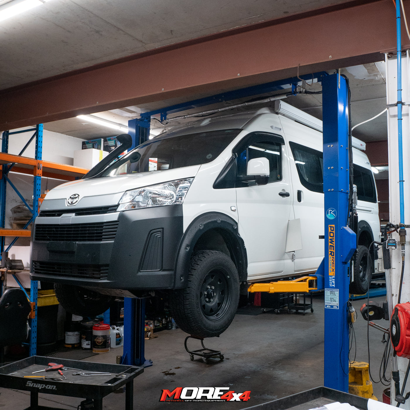 BROWN DAVIS - 174L Replacement Long Range Fuel Tank - To Suit 4WD CONVERTED HIACE 2019+