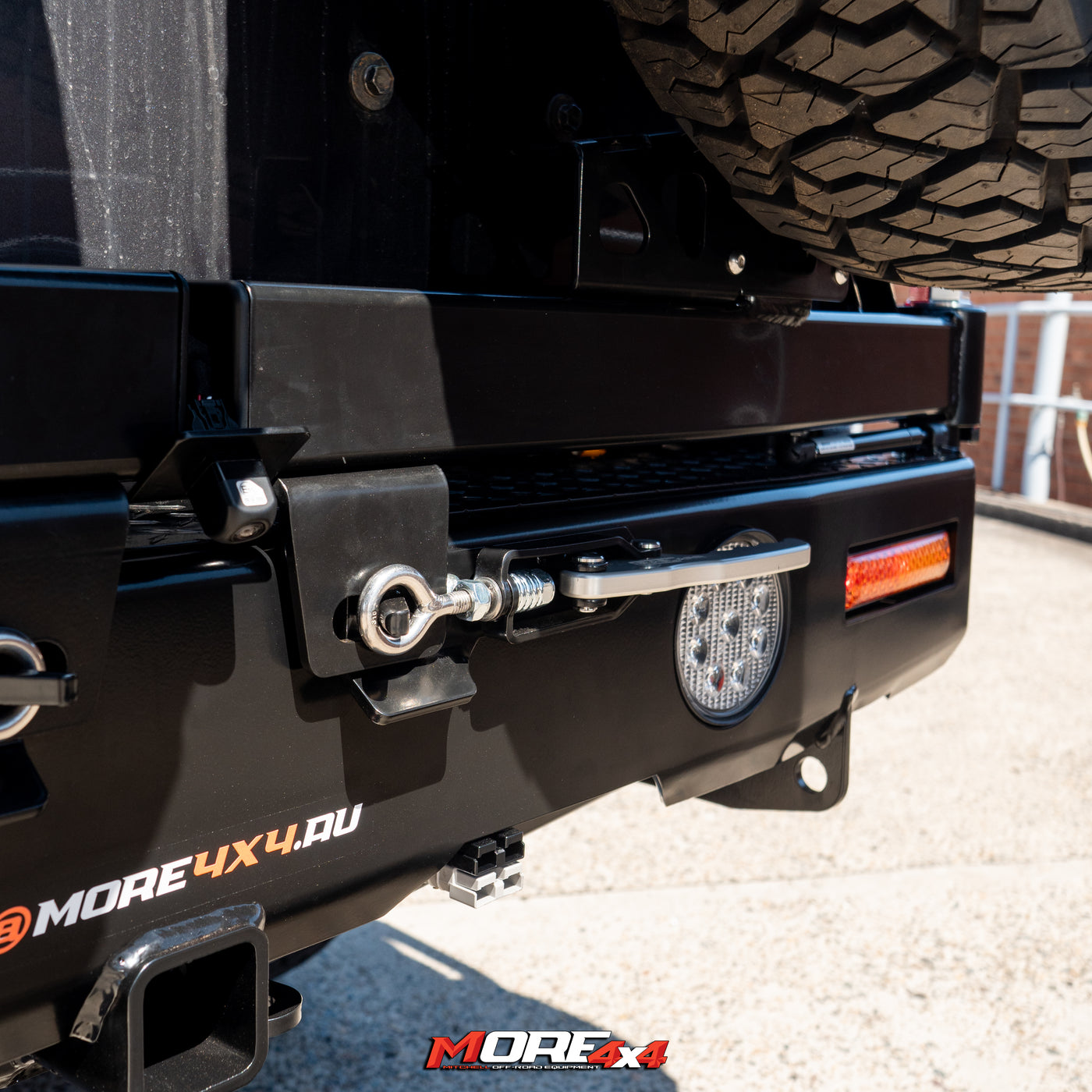 MORE4x4-toyotalandcruiser76seriesvdj76raslarrazzabarbullbarrearbartyrecarrieroutbackarmoursuspensionarmaxsafarisnorkeldualbatterysystem