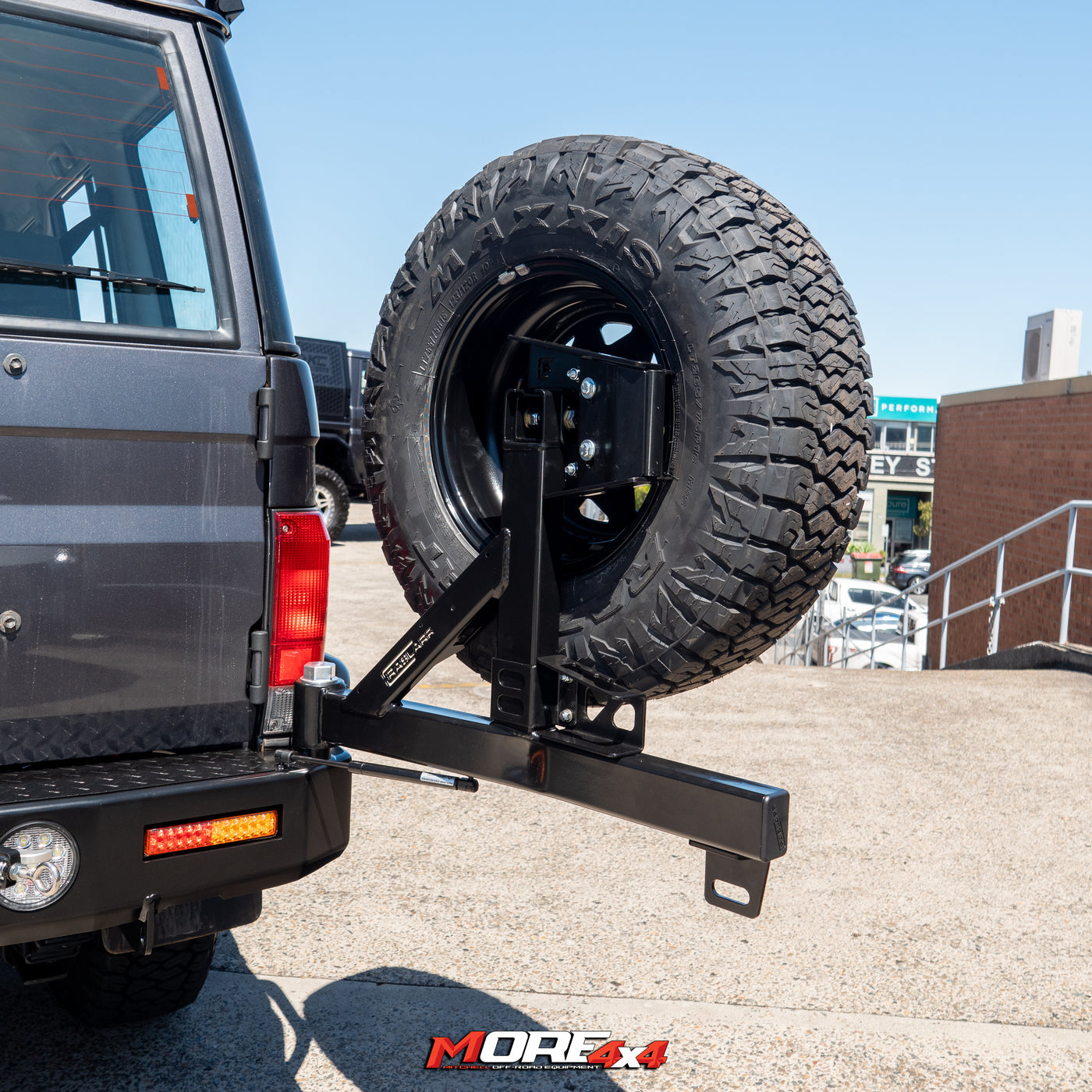 MORE4x4-toyotalandcruiser76seriesvdj76raslarrazzabarbullbarrearbartyrecarrieroutbackarmoursuspensionarmaxsafarisnorkeldualbatterysystem