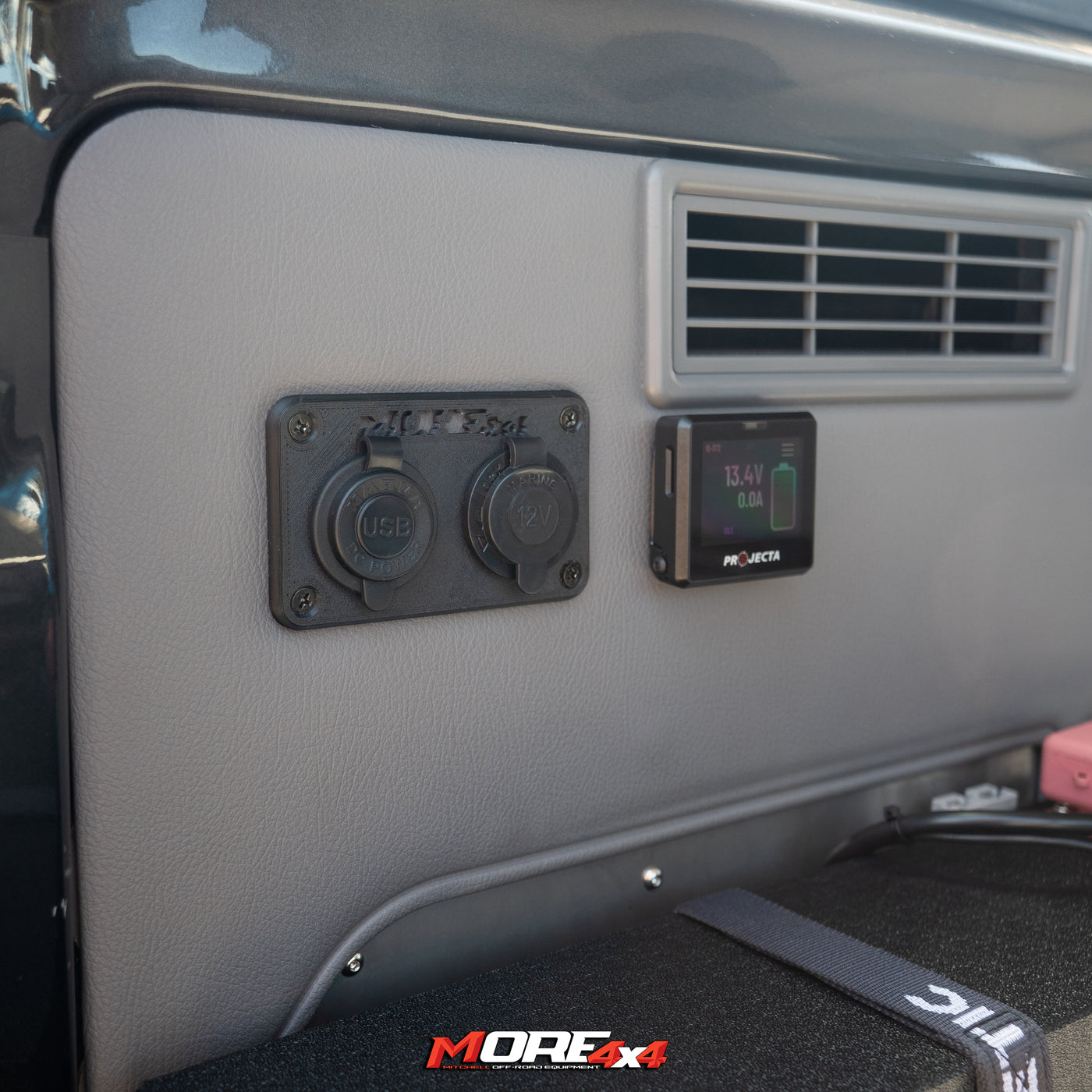 MORE 4x4 - Dual Battery Kit - To Suit 76 & 78 SERIES