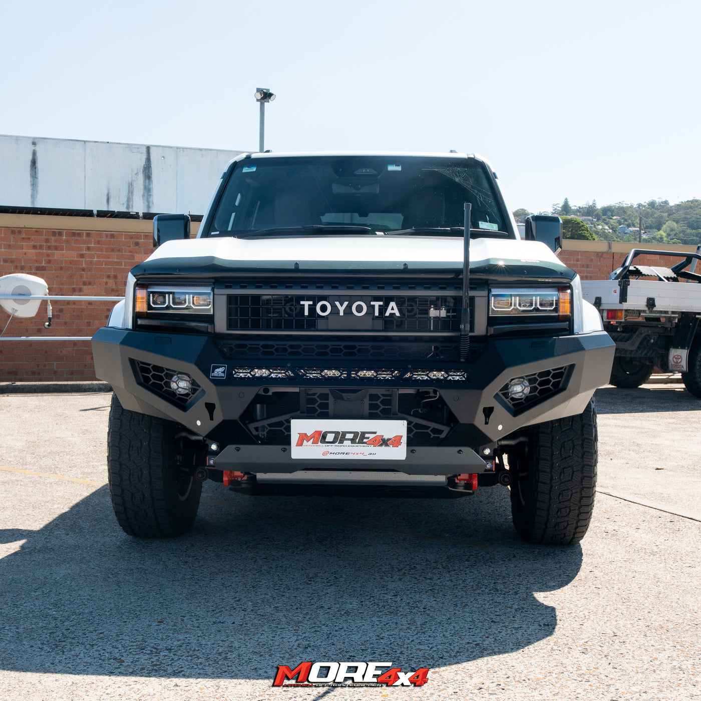 OFFROAD ANIMAL - Predator Bullbar - To Suit 250 Prado