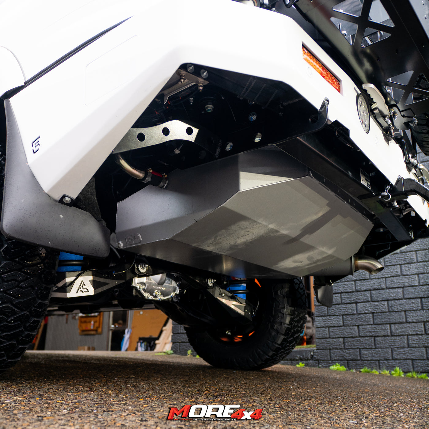 LONG RANGE AUTOMOTIVE - 120L Auxiliary Fuel Tank - To Suit Y62 PATROL